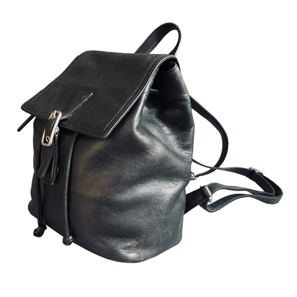 Coach Vintage Legacy 9858 Small Day Pack (backpack) measuring 10 X 8 - Picture 2 of 7